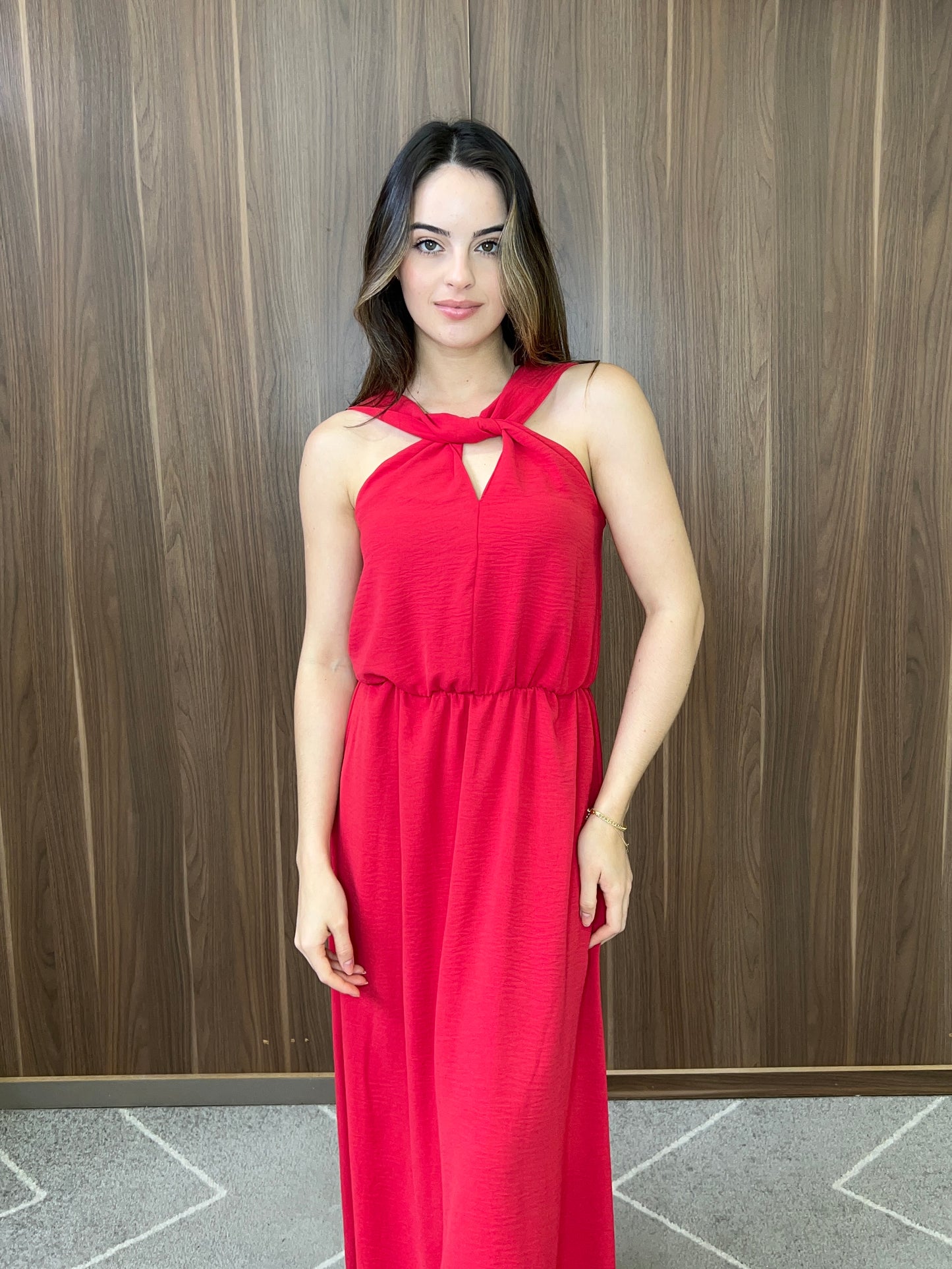 Vestido longo alça torcida