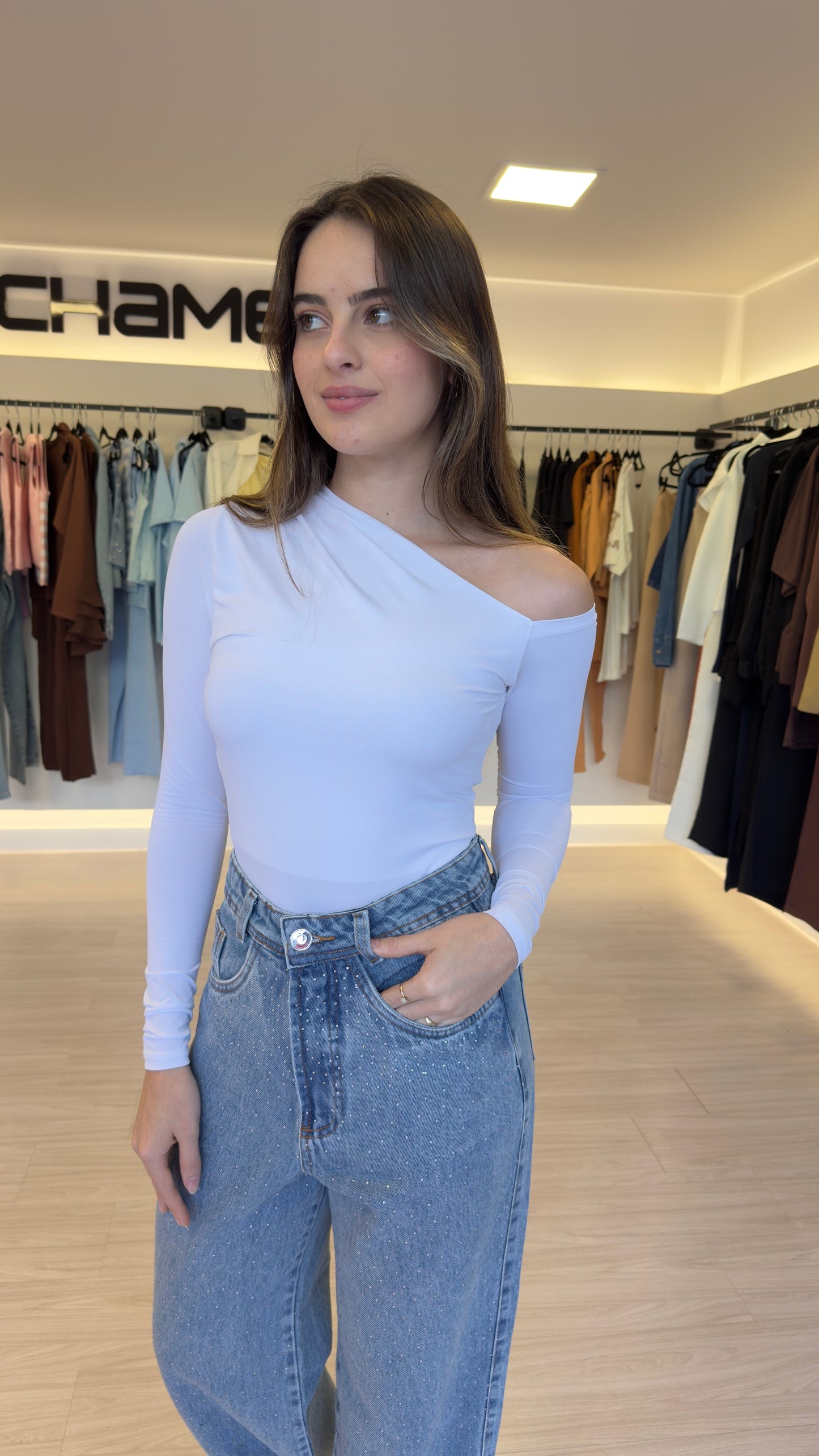 Blusa Poliamida Assimétrica