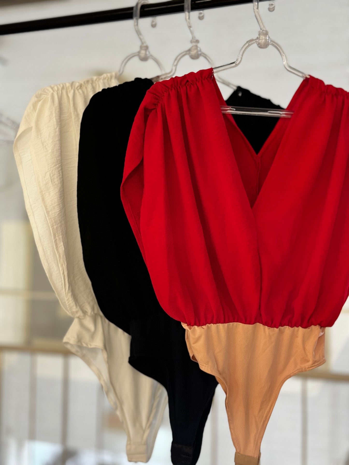 Body ombros drapeados