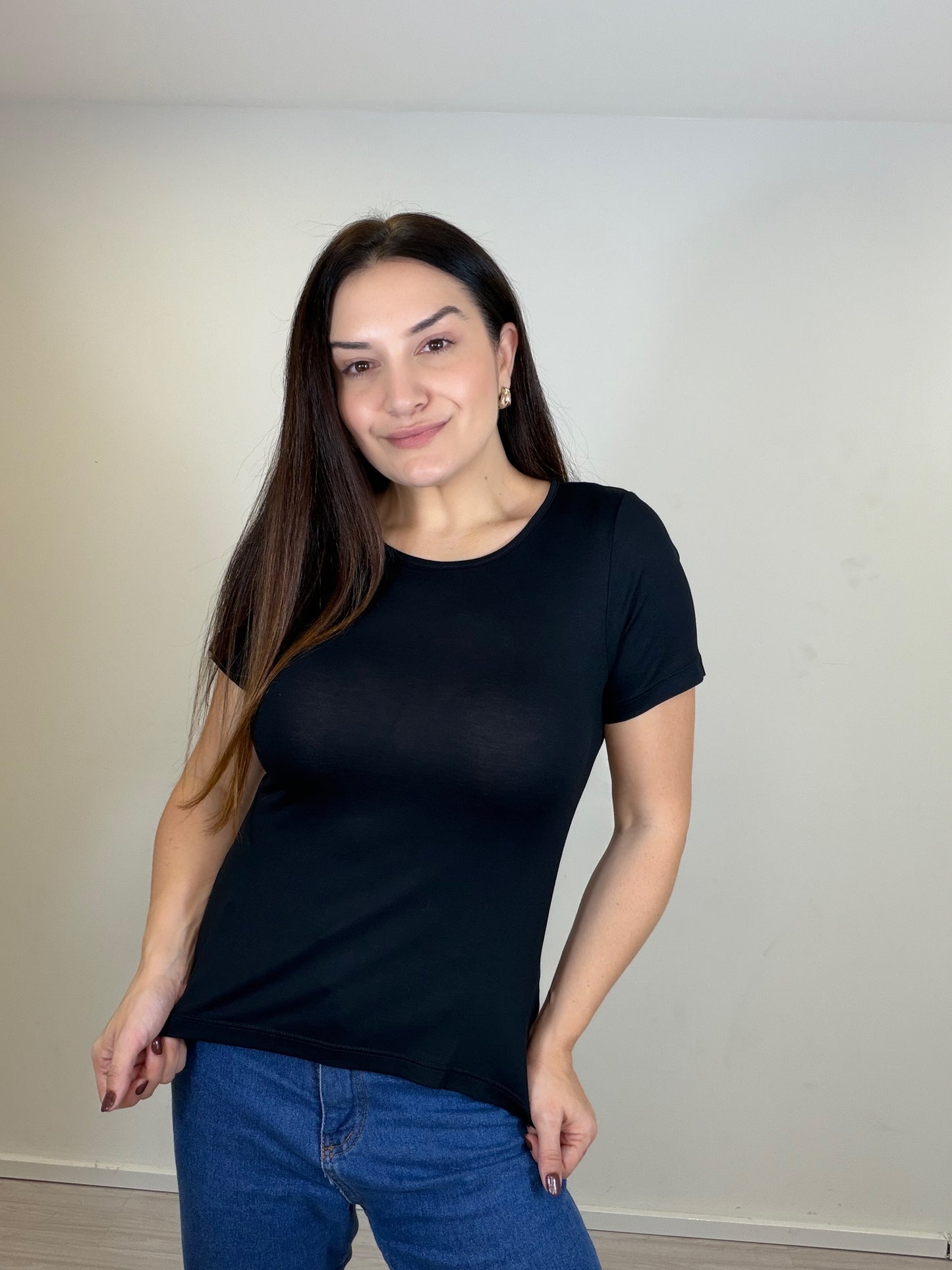 Blusa Básica Manga Curta