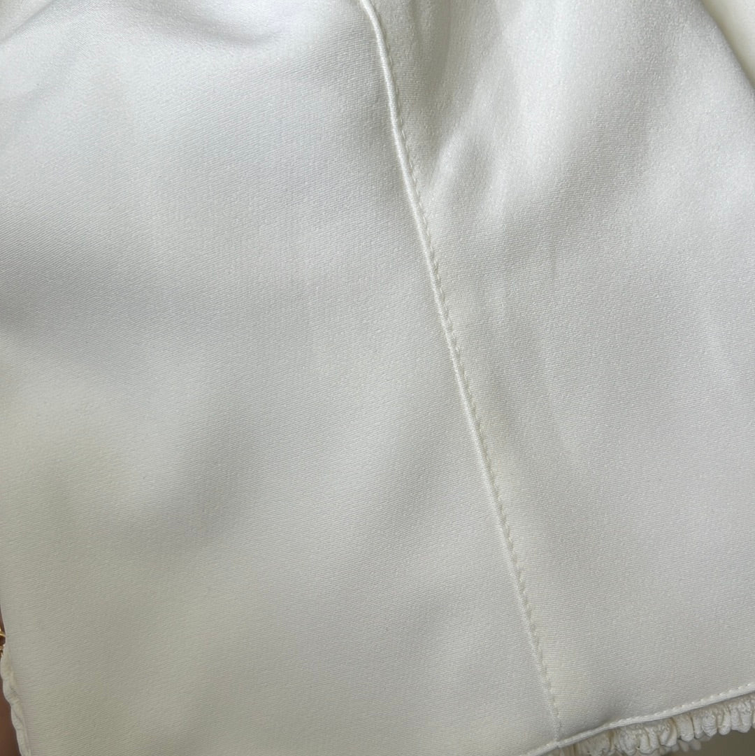 Cropped alfaiataria com lastex nas costas