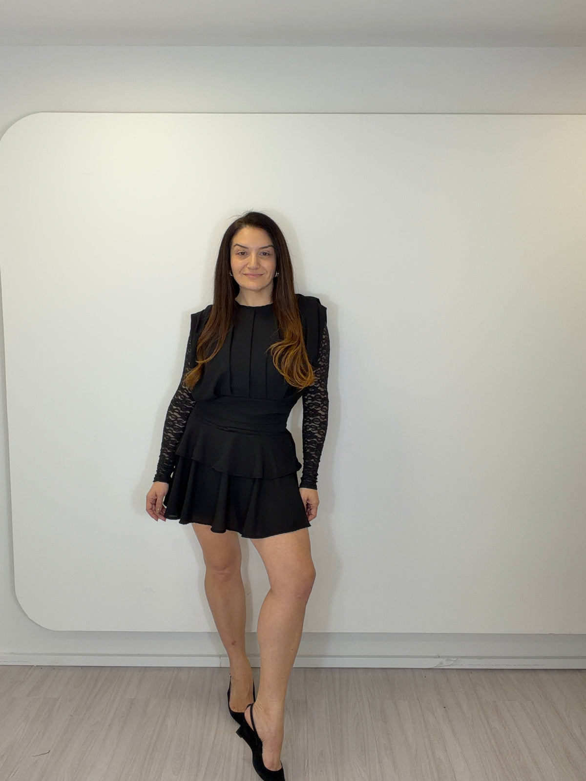 Vestido Chiffon Curto de Babados