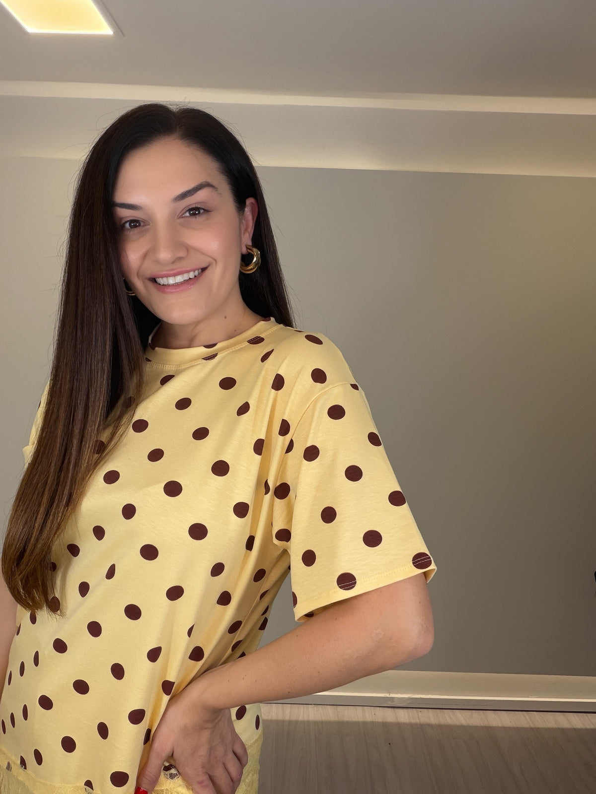Blusa Poá com Barra de Renda