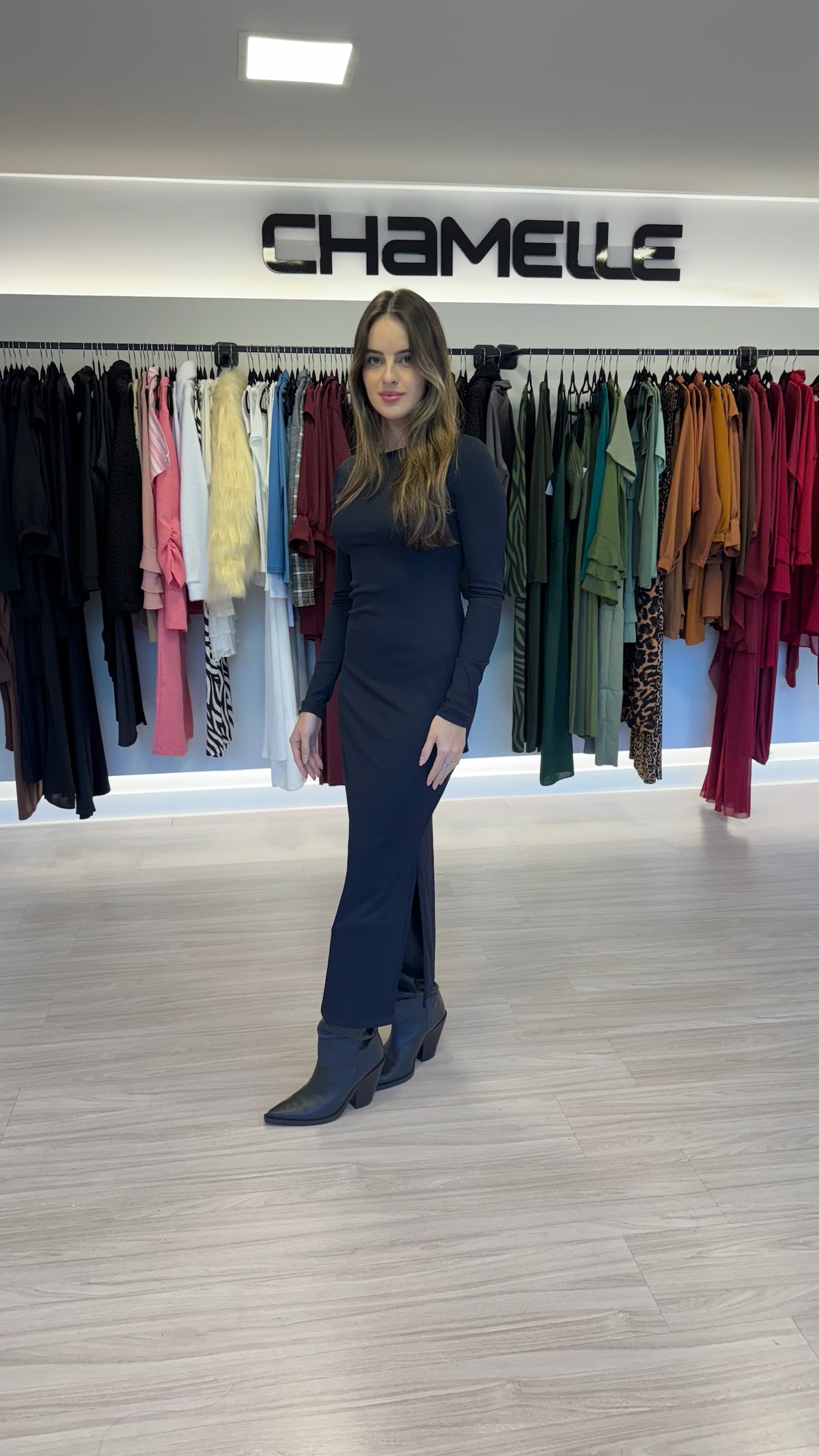 Vestido Canelado Midi