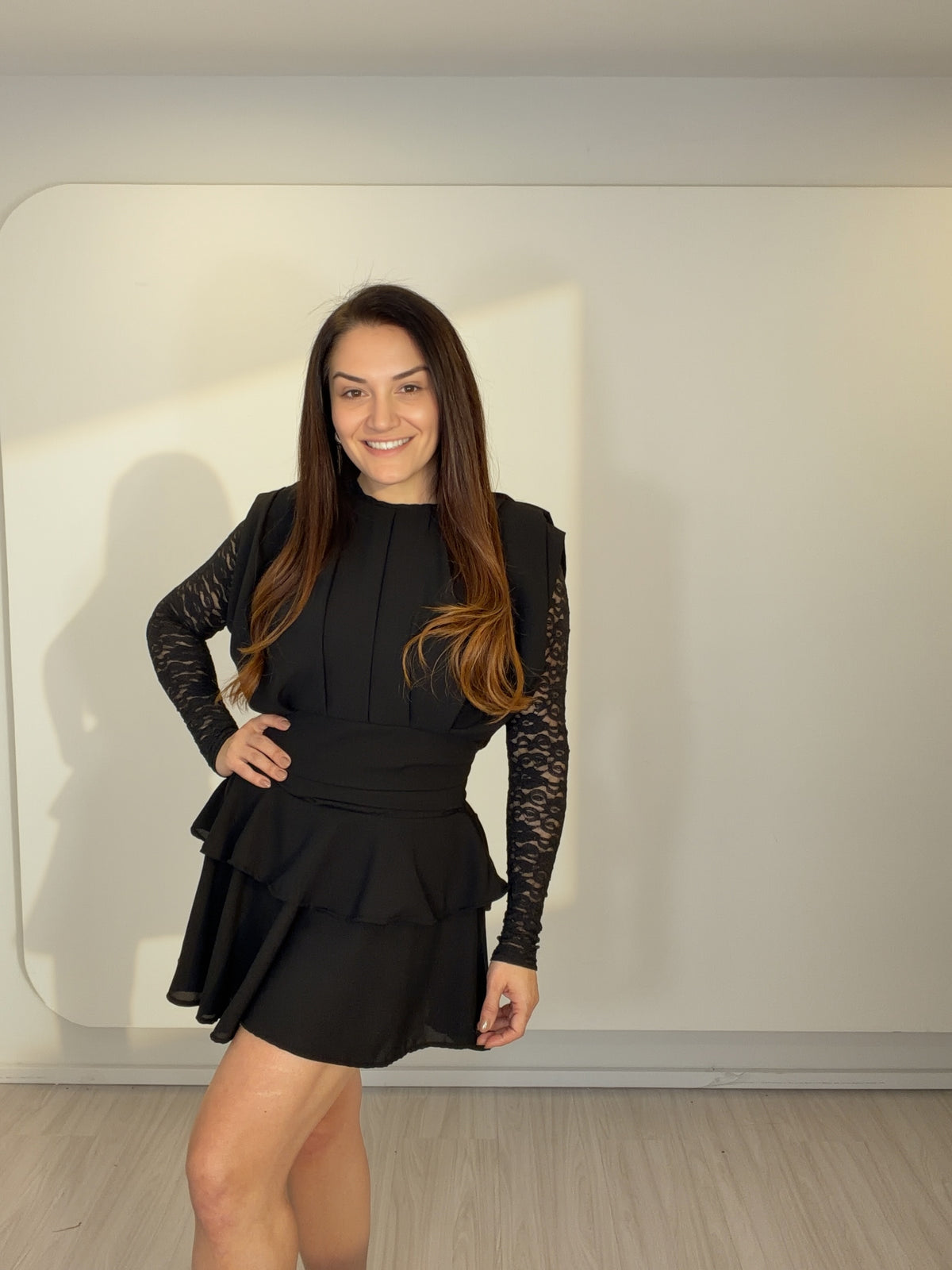 Vestido Chiffon Curto de Babados